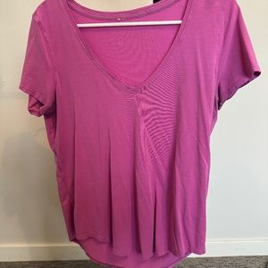Lululemon love V-neck t shirt